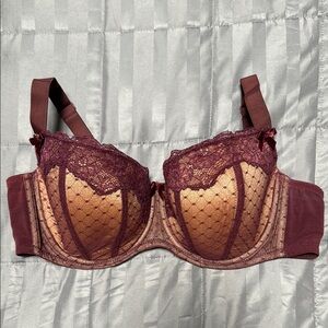 Hips & Curves 40C Lace Underwire Bra in Deep Burgundy